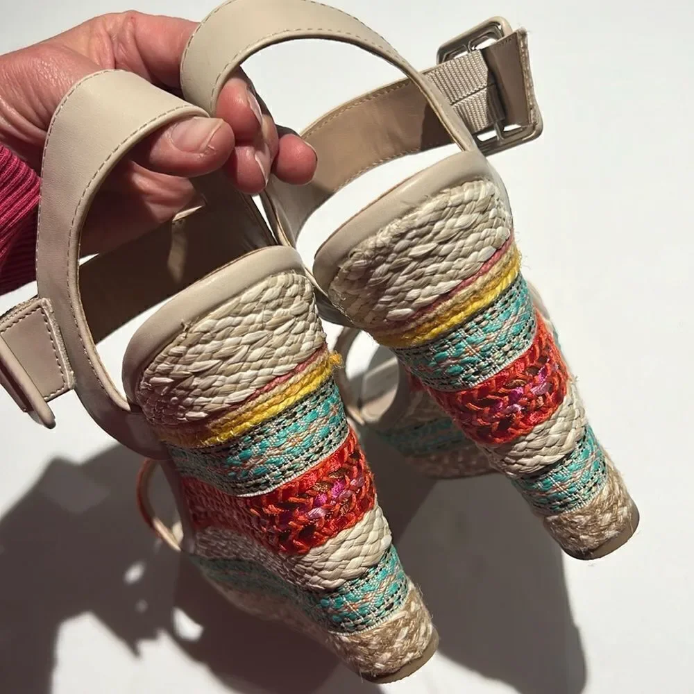 Mix No. 6 - Jordie‎ Platform Wedge Heel Size 8.5.  B60